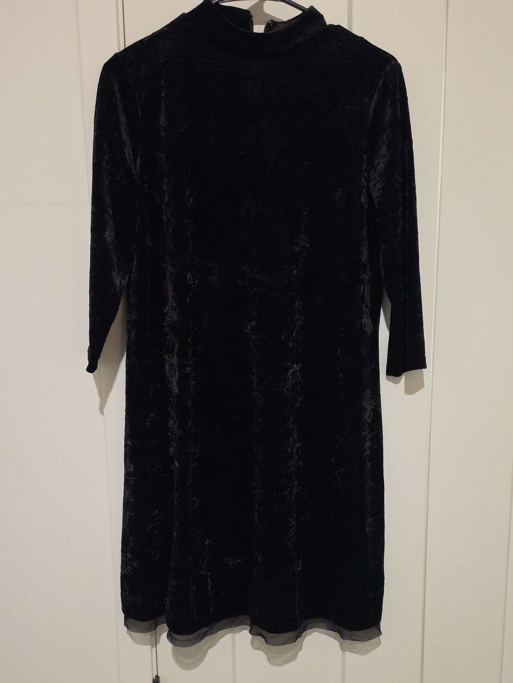 Simply Vera Vera Wang Black Velvet Midi Dress
